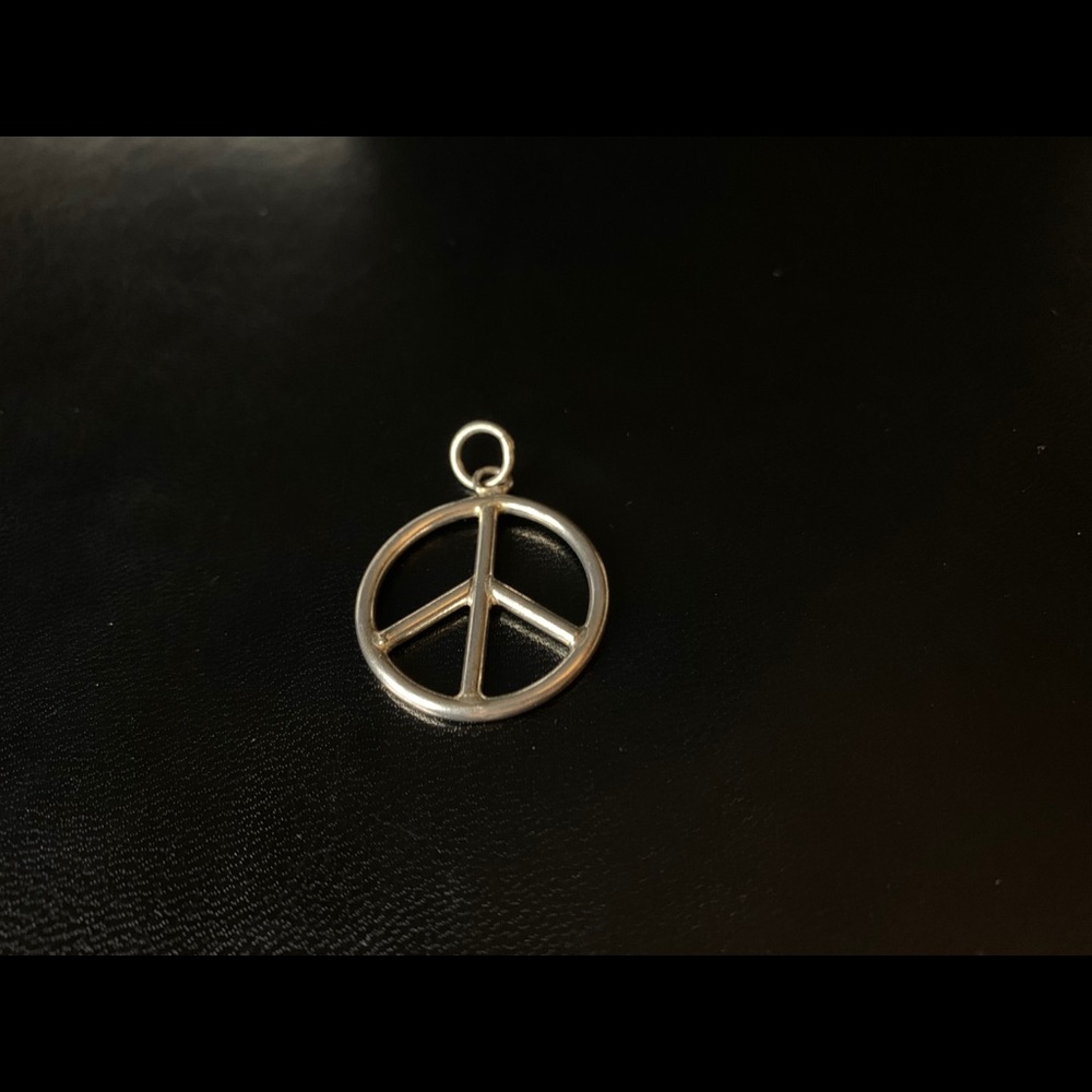 SILVER PEACE CHARM